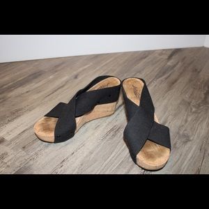 Lucky Brand slip on wedges
